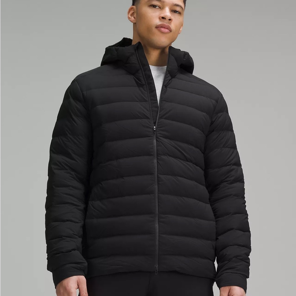 lululemon athletica Men's Black Quilted Hooded Puffer Jacket